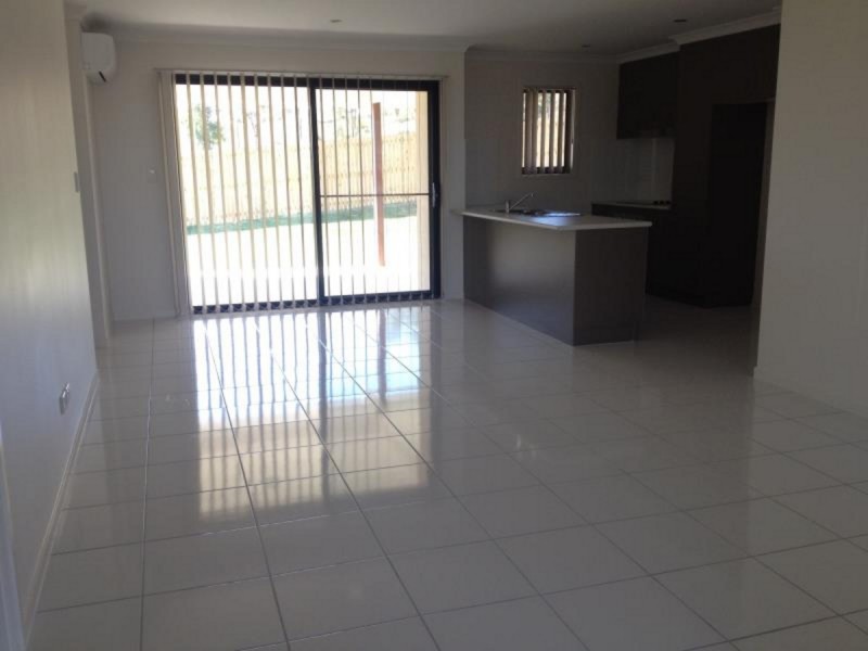 13 Florida Crescent, Parkhurst QLD 4702